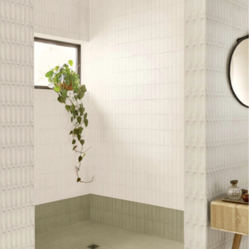 CONFETTO (Italian) Feature Tile